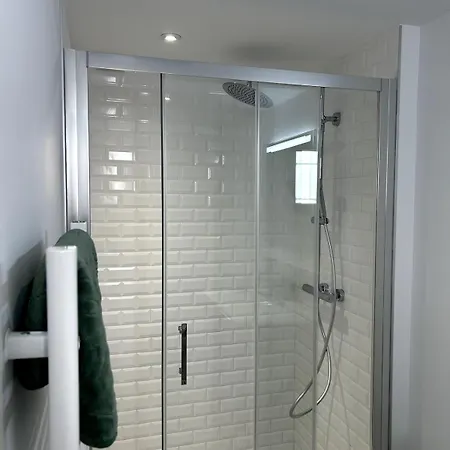 Holiday home La Toulousaine - Petite Maison Chic Et Cosy Avec Parking Prive Toulouse